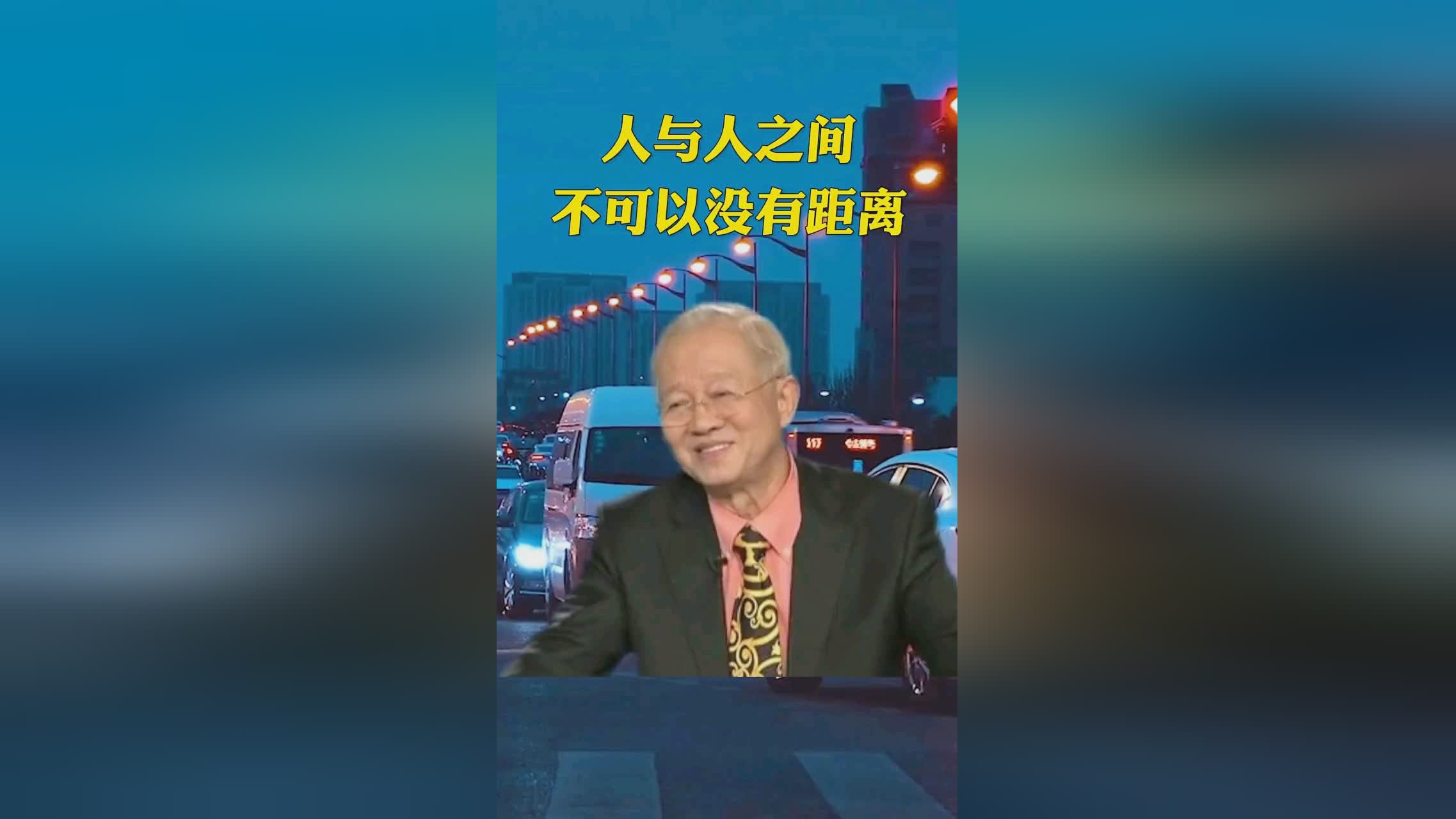 背锅吧，与队友之间保持一个安全距离，击飞的距离是敌人离我们的距离越近